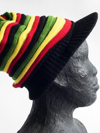 Korte Rasta muts met klep
