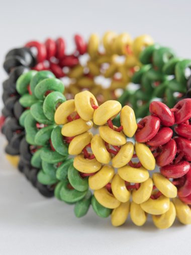 Houten kraal armband